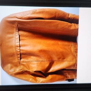 Men's Tan Leather Jacket - Classic Casual Coat